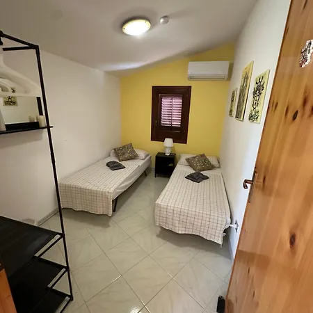 Campeggio Camper Sicilia - Medusa *